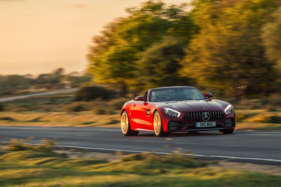  Mercedes-AMG GT C Roadster 2017 года  (UK) (фото 17 из 40)